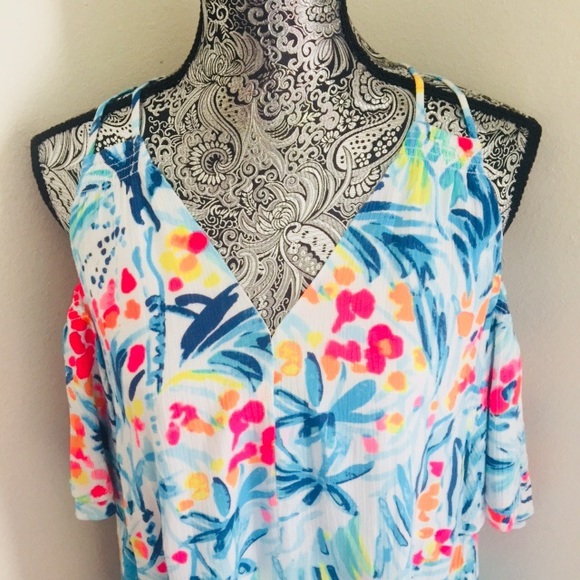 🎉SOLD🎉 LILLY PULITZER Off the Shoulder dress! - Picture 2 of 8